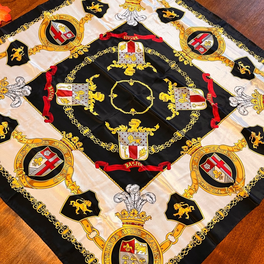 Elegant Black and Gold Scarf with Heraldic Design